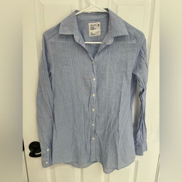 American Eagle Outfitters Tops - American Eagle Outfitters Blue White Stripe Accent Button Down Women’s Size S